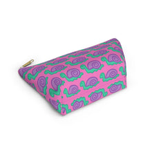Load image into Gallery viewer, SNAILS! Pouch w T-bottom
